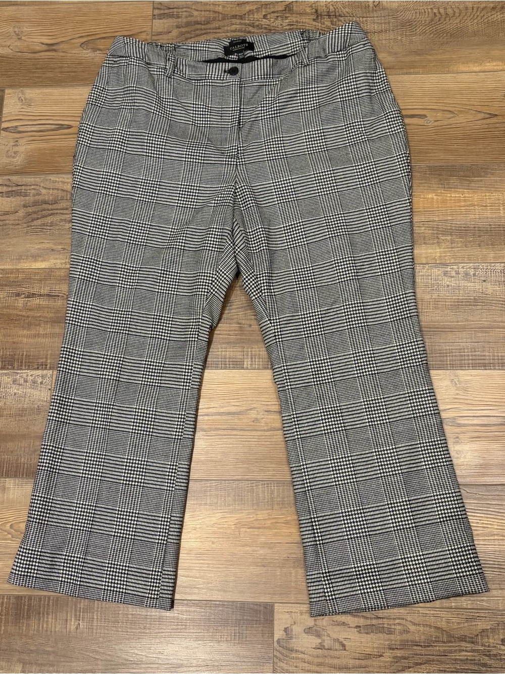 Talbots Wool Black and White Glen Plaid Boot Cut Pants stretch in waist
